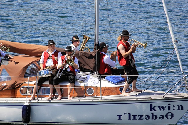 两国间频繁 两国间频繁